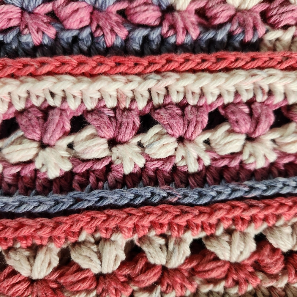Tote Handmade Crochet Heavy Cotton Textured Shoulder Bag Book Bag Accessory - Picture 4 of 5